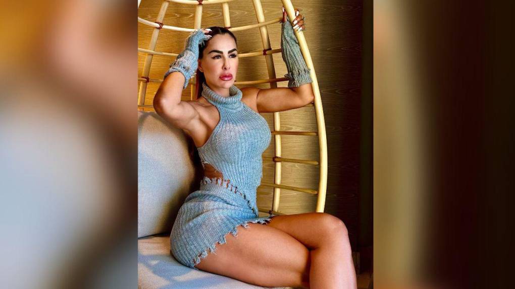 ¿Qué le pasó? Cuestionan aspecto de Ninel Conde en reciente fotografía