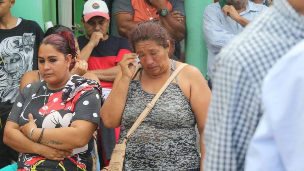 Matanza en PNFAS: angustia y desconsuelo se apodera de familiares de las víctimas