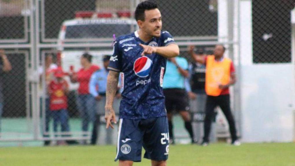 Fichajes: refuerzos en Marathón, Fenafuth contacta a DT para la H y jugador explota contra Motagua