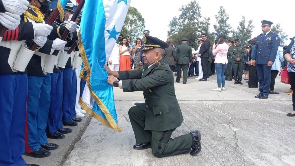 Las imágenes que deja el ascenso de 307 oficiales de la Policía Nacional