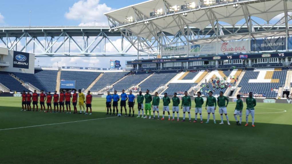 Aficionados comienzan a engalanar el ambiente previo al clásico Olimpia-Motagua en Philadelphia