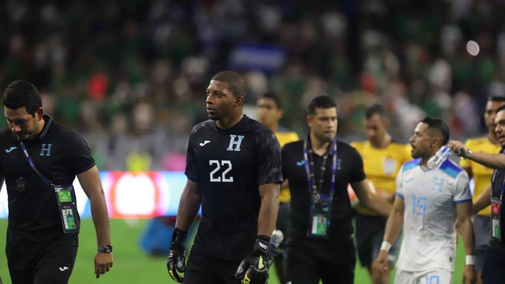 Tristeza y decepción: los rostros de los jugadores de Honduras tras caer ante México en la Copa Oro 2023