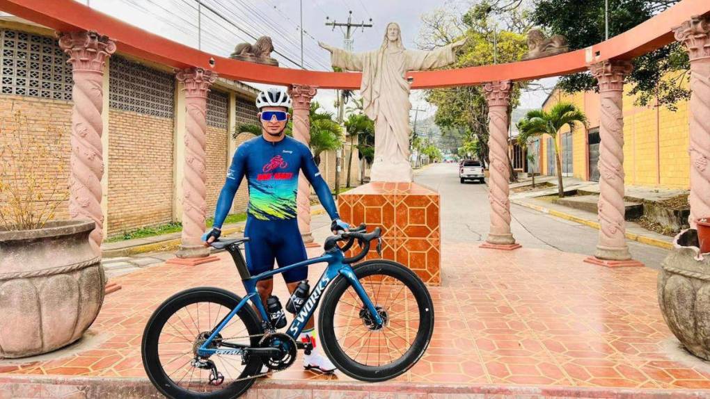 Ídolo verde, fiel aficionado y apasionado por el ciclismo: así es la nueva vida de Mario Berríos