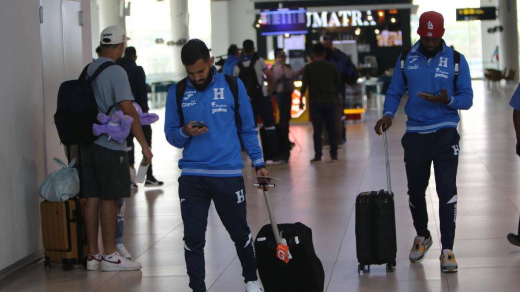 ¡Misión Copa Oro! Honduras partió hacia Estados Unidos para partidos ante El Salvador y Canadá