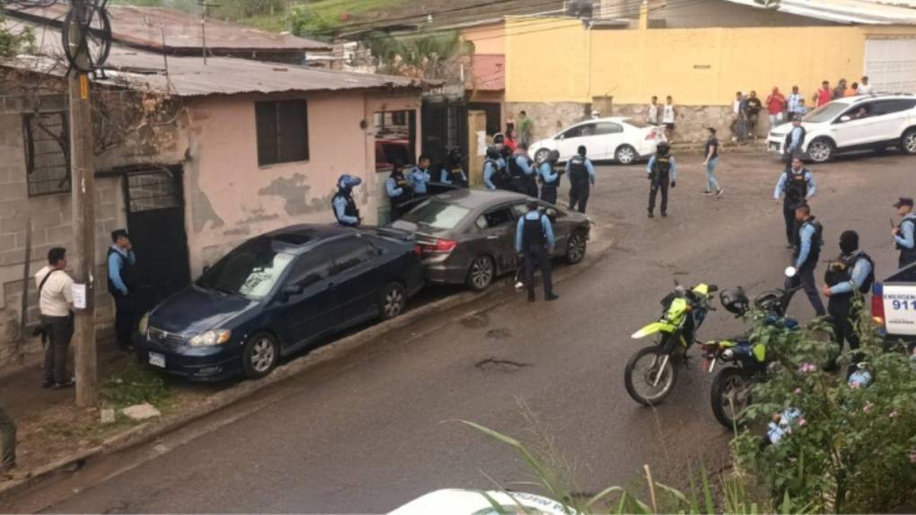 Un vehículo robado, video de asalto y tres muertos: lo que dejó acción policial contra banda robacarros