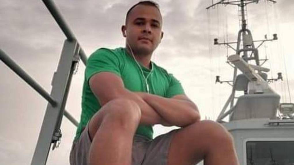 ‘Un ser de amor y bondad’, así era Wilmer Muñoz, miembro de la Fuerza Naval que falleció tras explosión de buque