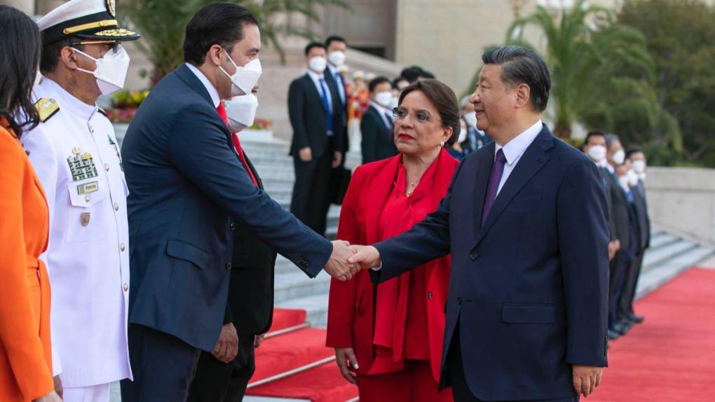 Cálido recibimiento: así fue el encuentro entre Xiomara Castro y Xi Jinping en China