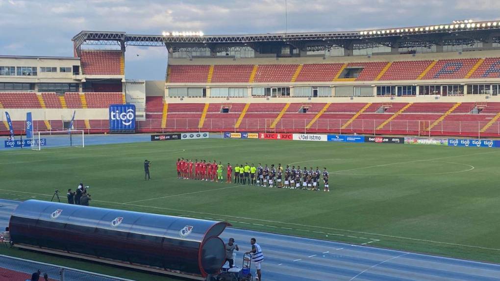 ¡El Nacional se unirá a la lista! Los estadios del mundo que utilizan grama híbrida