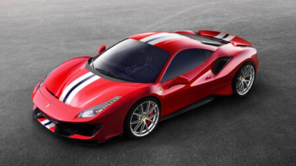 Ferrari 488 Pista: el lujoso auto que compró pero no puede usar Kylian Mbappé