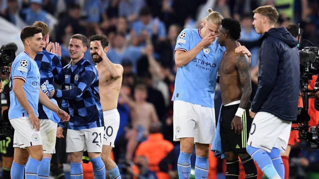 La eufórica celebración del Manchester City tras golear 4-0 al Real Madrid