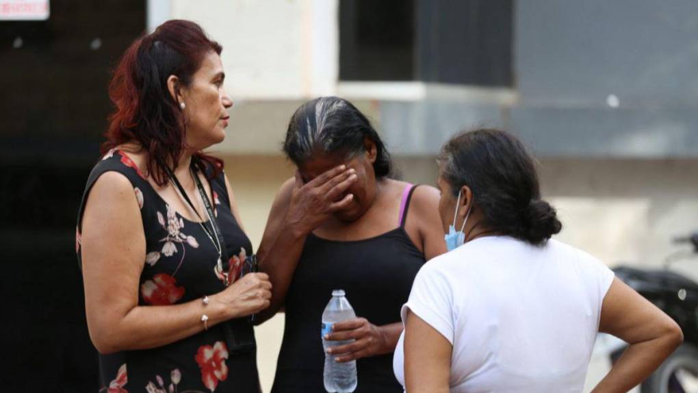 Matanza en PNFAS: angustia y desconsuelo se apodera de familiares de las víctimas