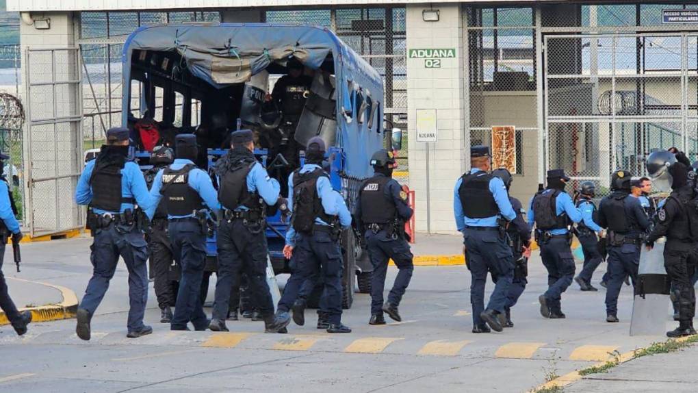 Así se realizó la intervención al centro penal de Ilama, en Santa Bárbara