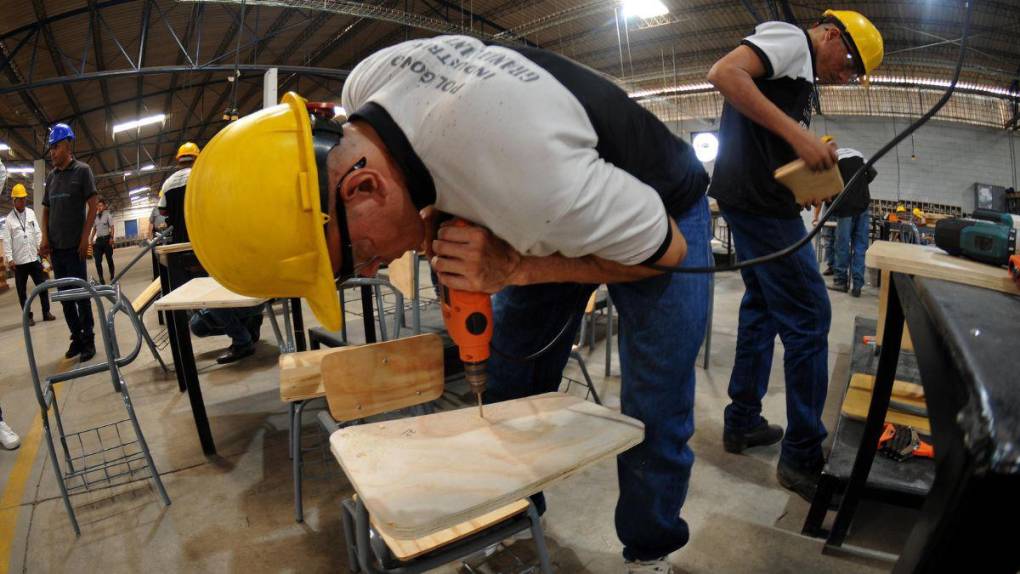 Santa Ana, la cárcel convertida en granja, carpintería y pastelería en El Salvador