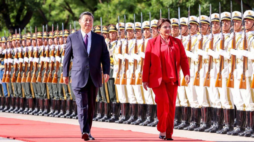 Cálido recibimiento: así fue el encuentro entre Xiomara Castro y Xi Jinping en China