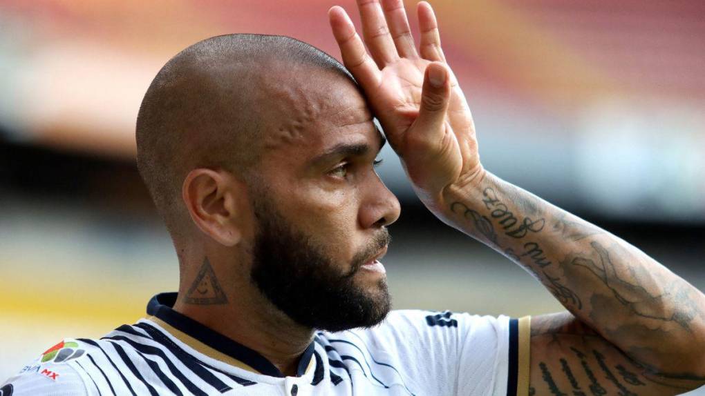 Grave acusación, prisión sin fianza y complicado panorama: lo que debes saber sobre el arresto de Dani Alves