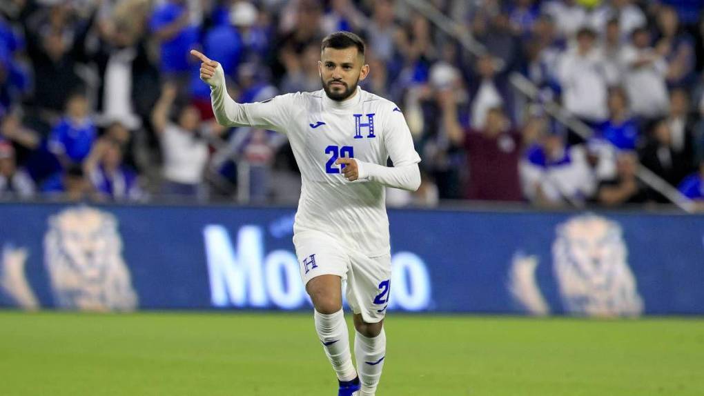 ¡Con dos delanteros! La alineación de Honduras para debutar ante México en la Copa Oro