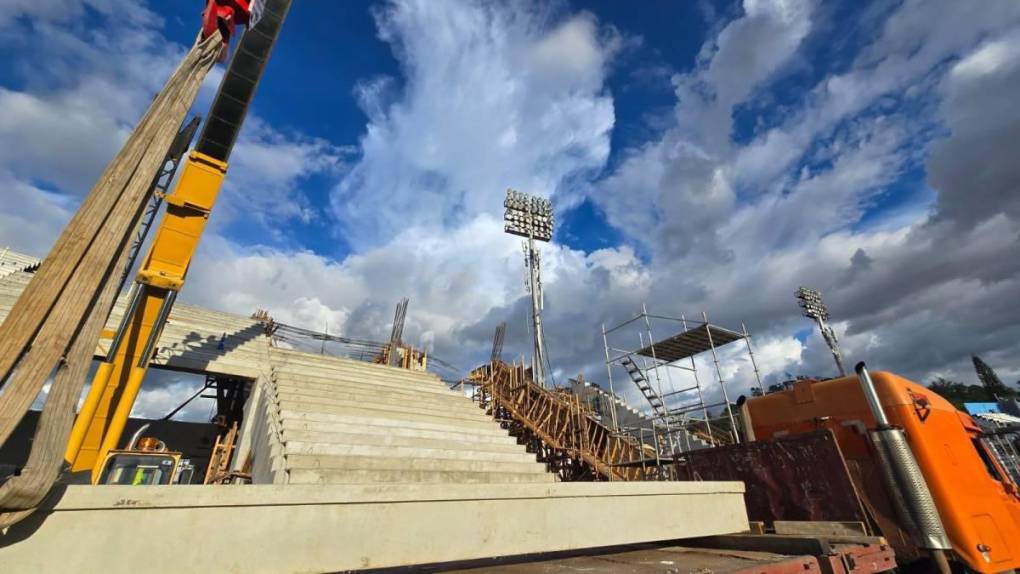 FOTOS: Así luce el Estadio Nacional con las primeras graderías instaladas ¡Hay avances!