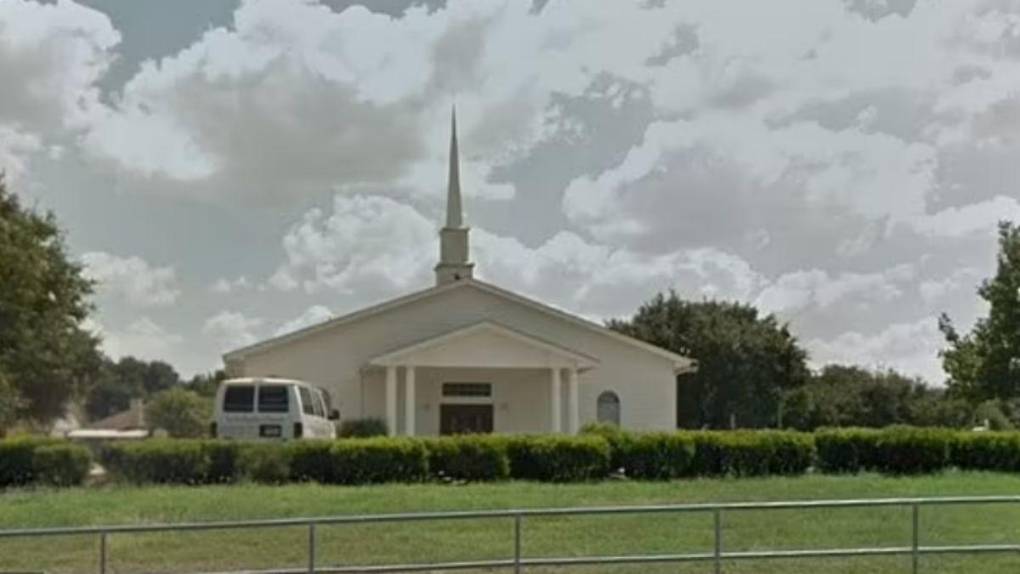 Pastor descargaba ‘BDSM’ y pornografía infantil desde la computadora de la iglesia en Texas