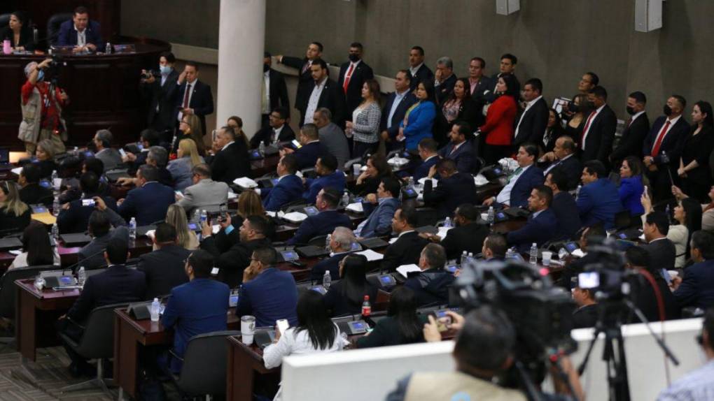 Sin consenso: así se desarrolló la sesión legislativa en el Congreso Nacional