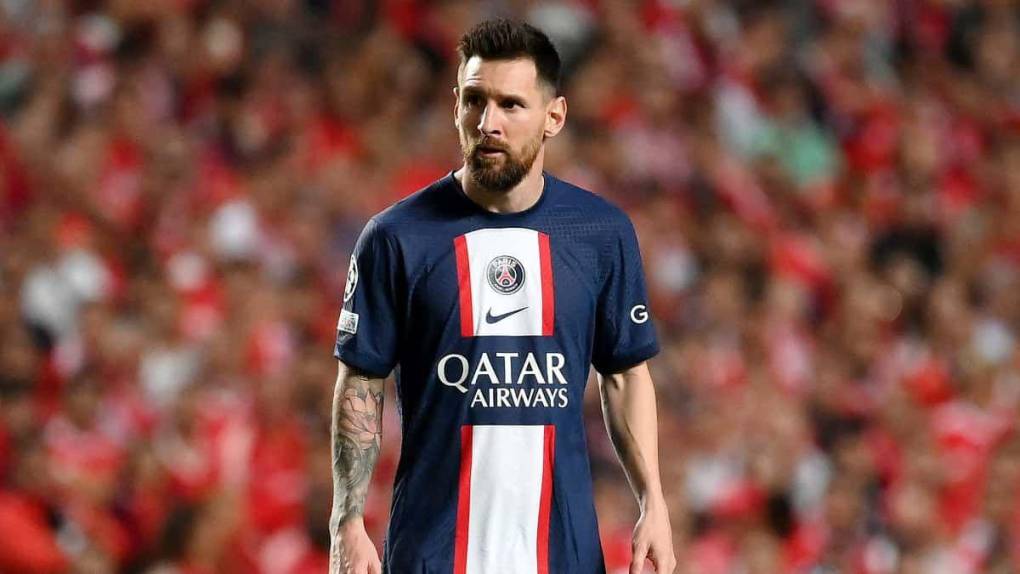 Viaje a Arabia, suspensión sin sueldo y enojo de compañeros: la crisis que tendría a Messi casi fuera del PSG