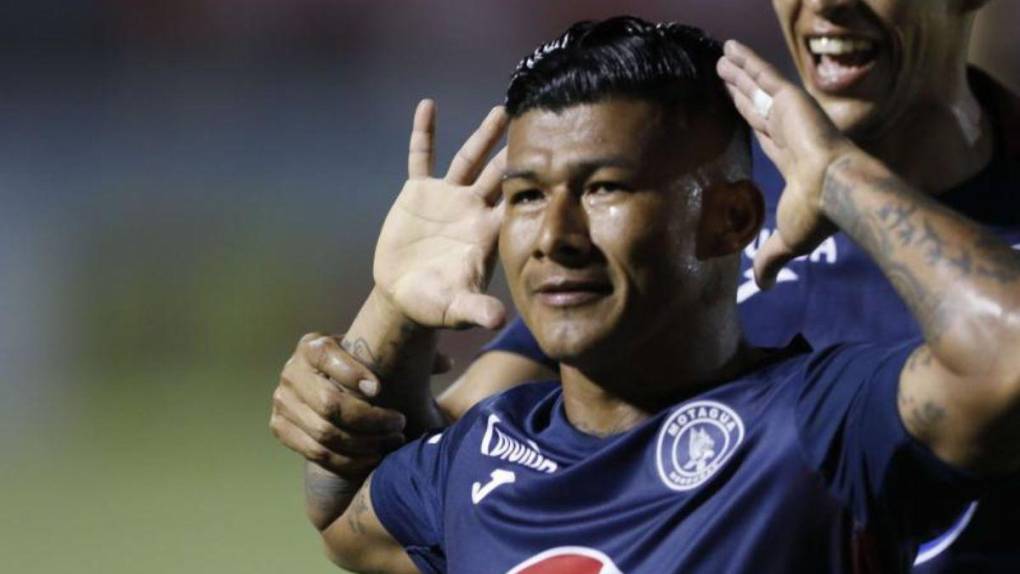 Fichajes: bajas en Motagua, Olancho FC saca la chequera e incierto futuro de Auzmendi