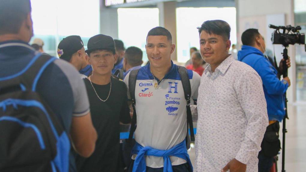 ¡Misión Copa Oro! Honduras partió hacia Estados Unidos para partidos ante El Salvador y Canadá