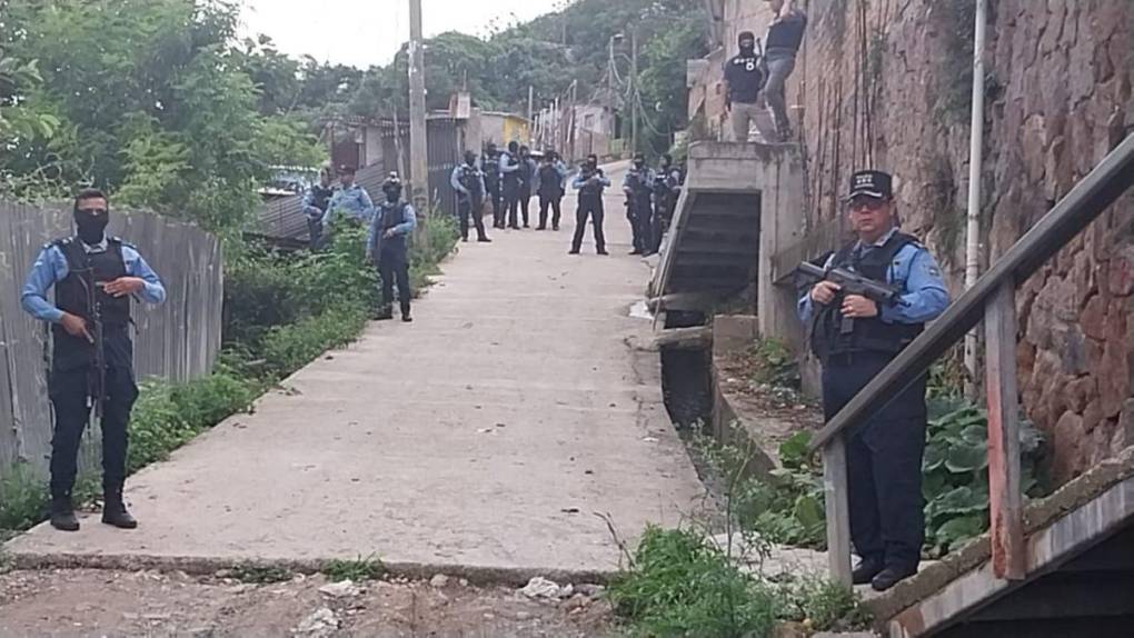 Tres cadáveres y un conflicto: lo que se sabe del cementerio clandestino hallado en la colonia Villa Nueva de Tegucigalpa