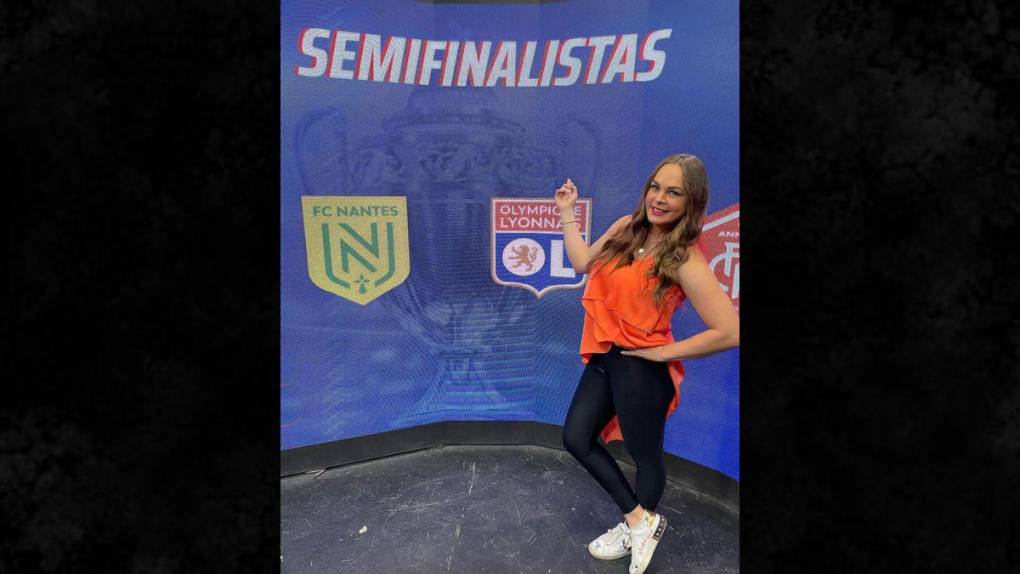 Así es Virginia Ramírez, la guapa presentadora a la que jugadores de Tigres le pedían citas a cambio de entrevistas