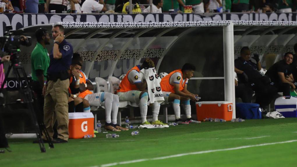 Tristeza y decepción: los rostros de los jugadores de Honduras tras caer ante México en la Copa Oro 2023