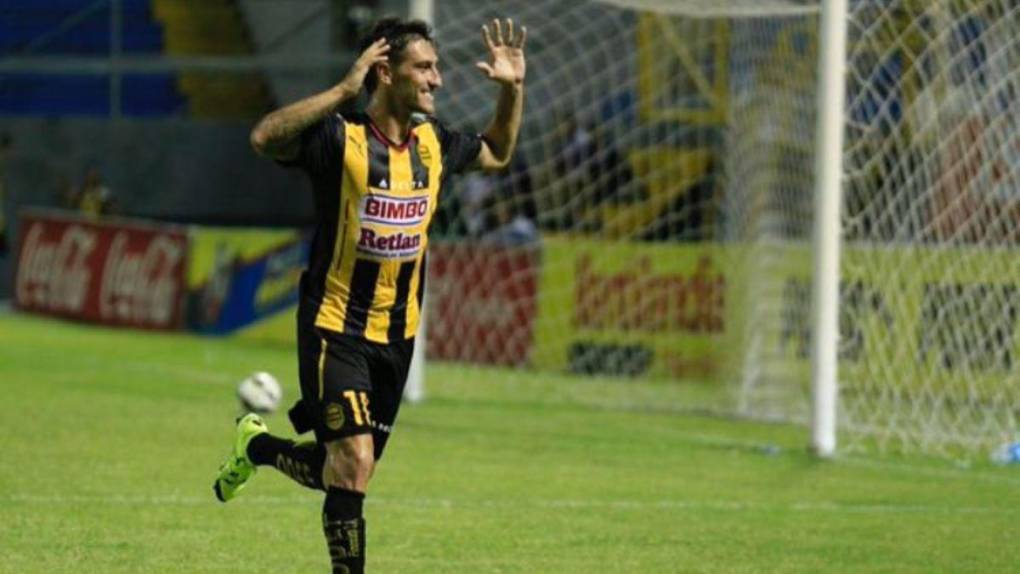 Dijo que era ateo, Real España lo dejó escapar y ahora brilla en Copa Libertadores: la actualidad de Luciano Ursino