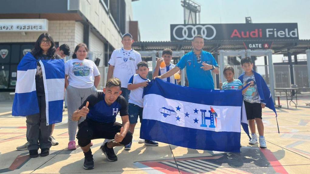 ¡Gran presencia catracha! El ambiente previo al Honduras vs Venezuela en Washington