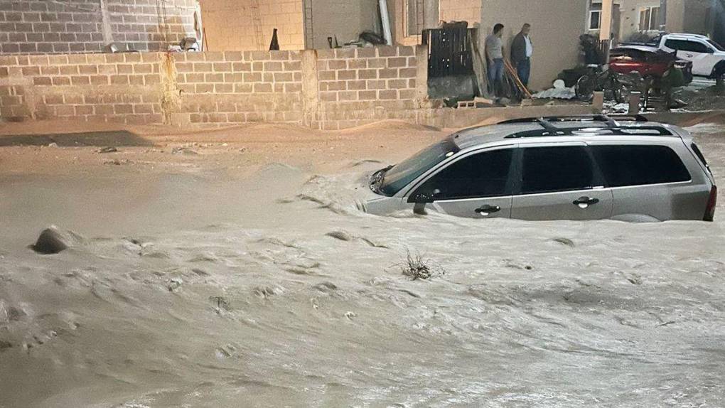 Desbordamientos, evacuaciones y emergencia: las imágenes de las inundaciones en Cortés