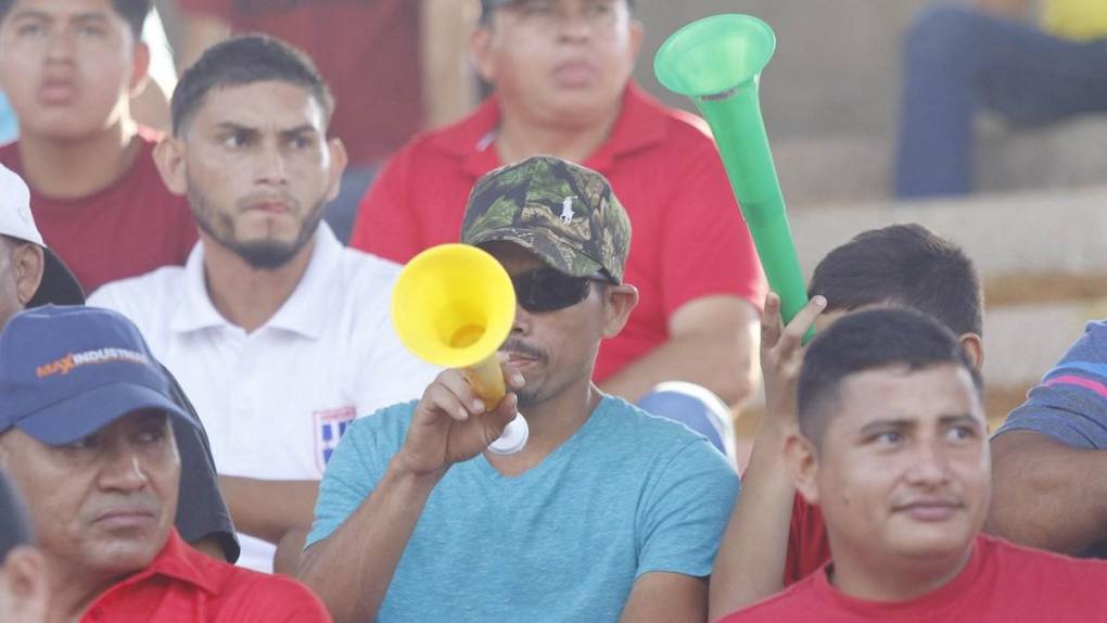 Belleza, seguridad y agonía: Así se vivió la primera final por el no descenso Real Sociedad recibe al Honduras Progreso