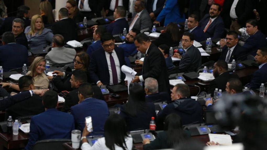 Sin consenso: así se desarrolló la sesión legislativa en el Congreso Nacional