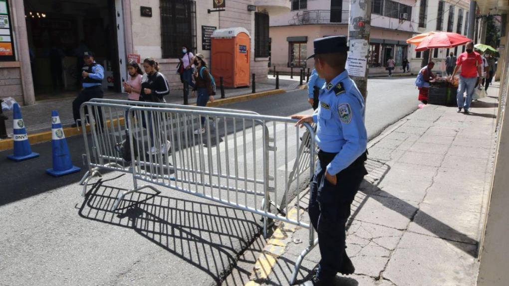 Fuerte resguardo: elementos policiales protegen a los diputados que elegirán la nueva CSJ