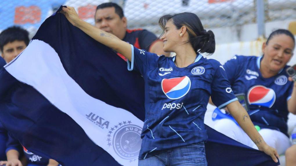 Motagua vs Tigres: aficionados de las águilas comienzan a pintar de azul el Olímpico Metropolitano