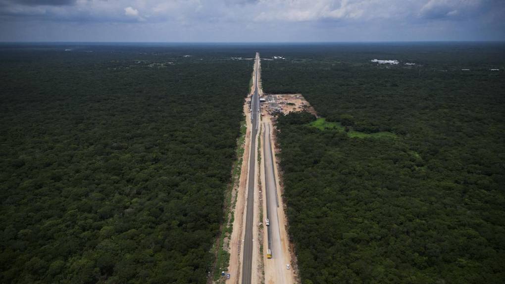 Así fue el primer recorrido del polémico Tren Maya en México