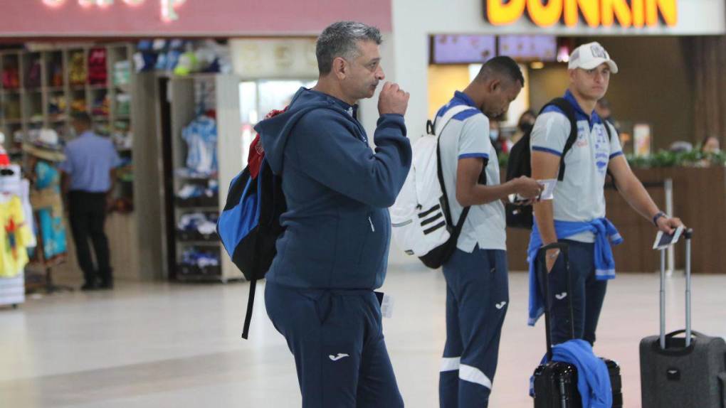 ¡Misión Copa Oro! Honduras partió hacia Estados Unidos para partidos ante El Salvador y Canadá