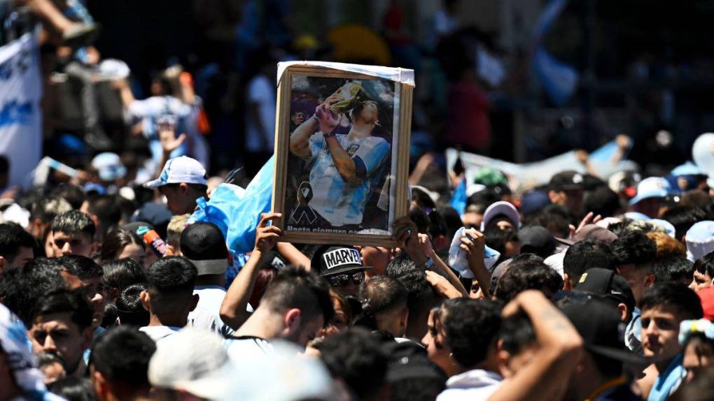 Mar albiceleste: locura total en Buenos Aires para festejar el campeonato del mundo de Argentina