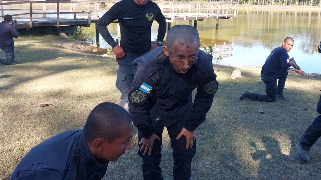 Shin Fujiyama demuestra su buena condición física el primer día de entrenamiento Cobras