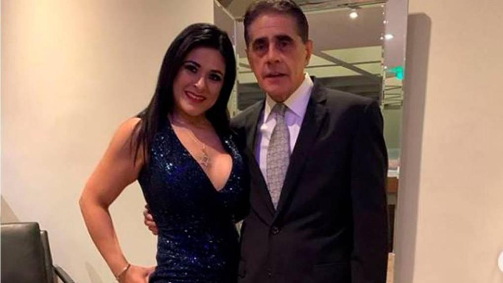 Lalo Trelles y Lorena Cid; esposa de narrador mexicano rompe el silencio luego de que se les filtrara foto