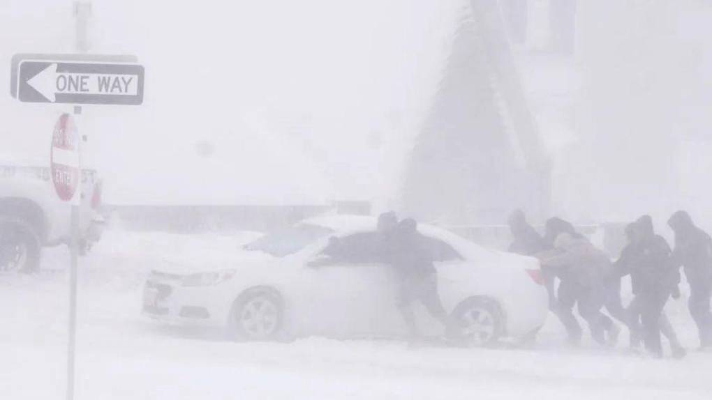 Impactantes imágenes: la poderosa tormenta invernal que azota Estados Unidos