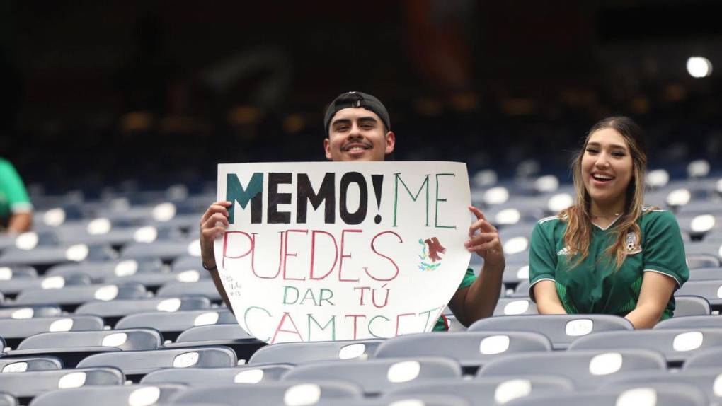 Gran ambiente: aficionados llegan al NRG Stadium para presenciar el Honduras-México en la Copa Oro 2023