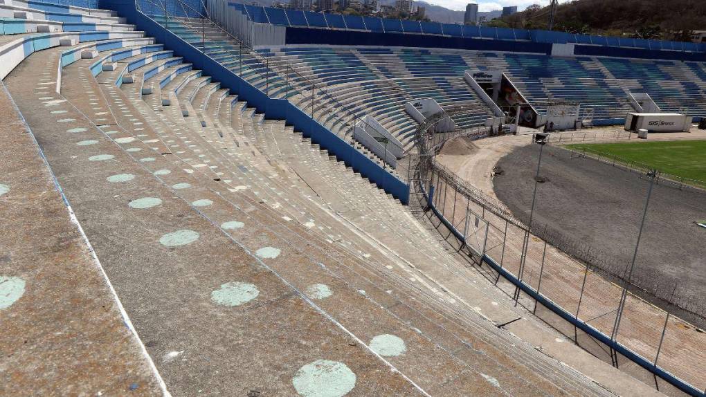 Cambio de grama, nuevas butacas y otras mejoras en el Estadio Nacional