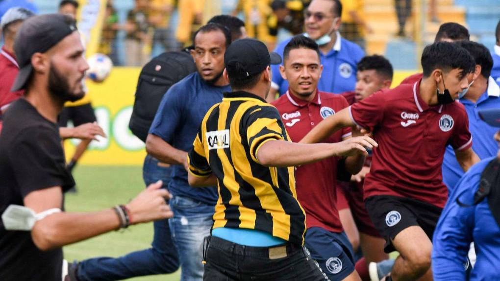 Keiry García, la más reciente tragedia que cubre de sangre los estadios en Honduras