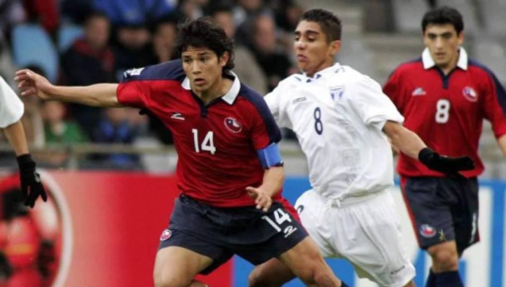 ¡Bellezas! Esta es la evolución de las camisas de la Selección de Honduras a lo largo de los años