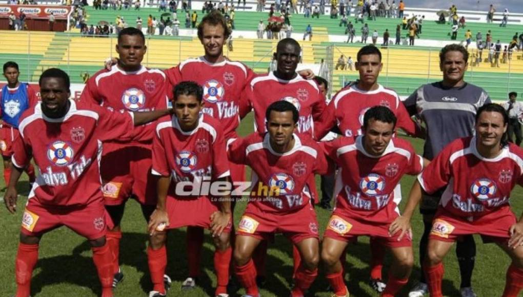 ¡Los 20 grandes futbolistas hondureños que salieron del Club Vida de La Ceiba!