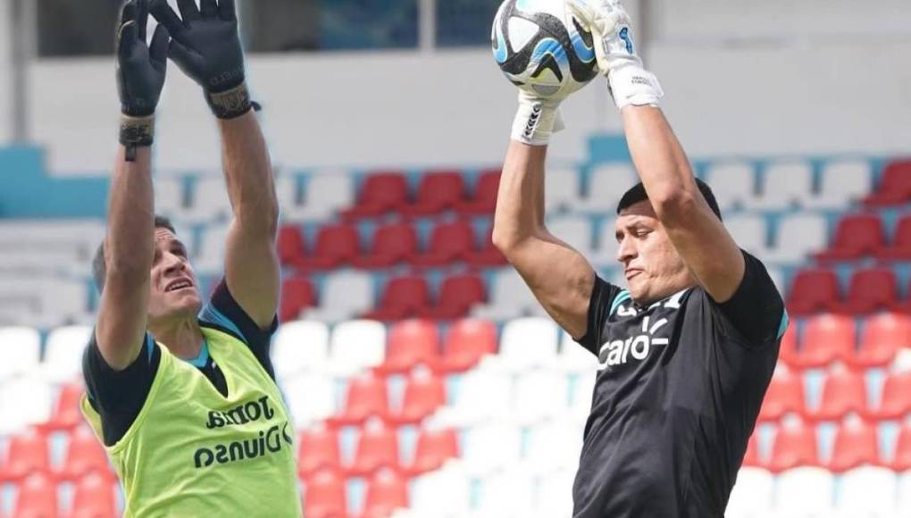 El 11 titular que pondría Rueda con Honduras ante Costa Rica, según Roger Rojas