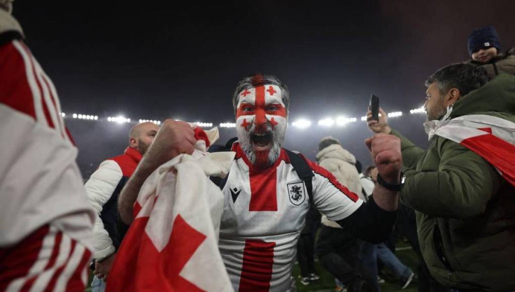 Eufórica celebración en Georgia por clasificar por primera vez a una Eurocopa