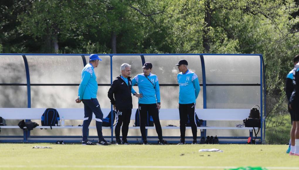 El 11 titular que ha usado Honduras en entrenos previo a juego ante Costa Rica